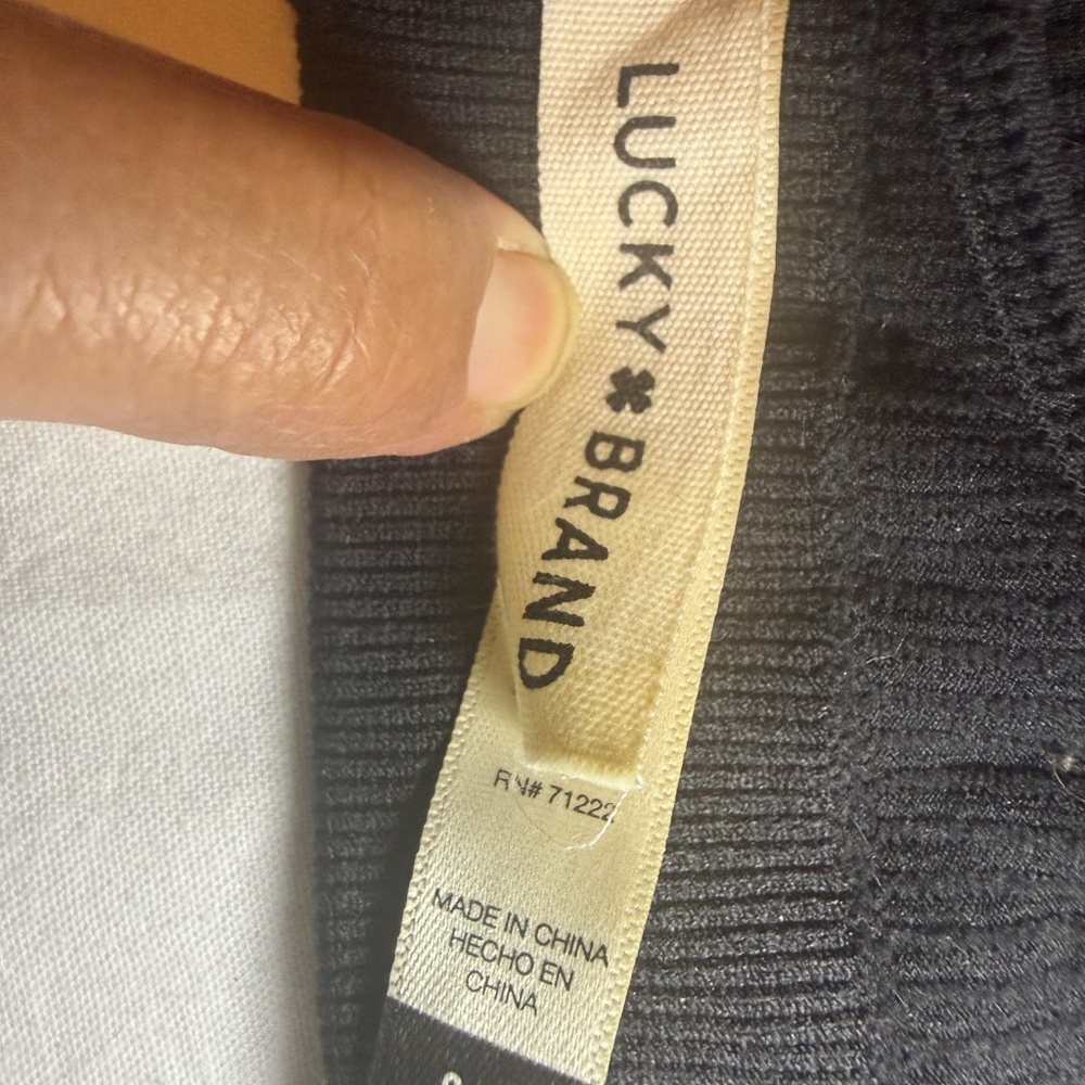Buy as a bundle LUCKY BRAND set of 2 Bras blue color and pink size 34B RN 71222 - Picture 4 of 9